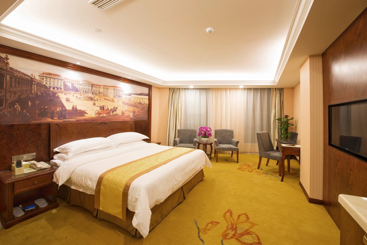 Vienna Hotel Jinshan New City Wanda Plaza מראה חיצוני תמונה