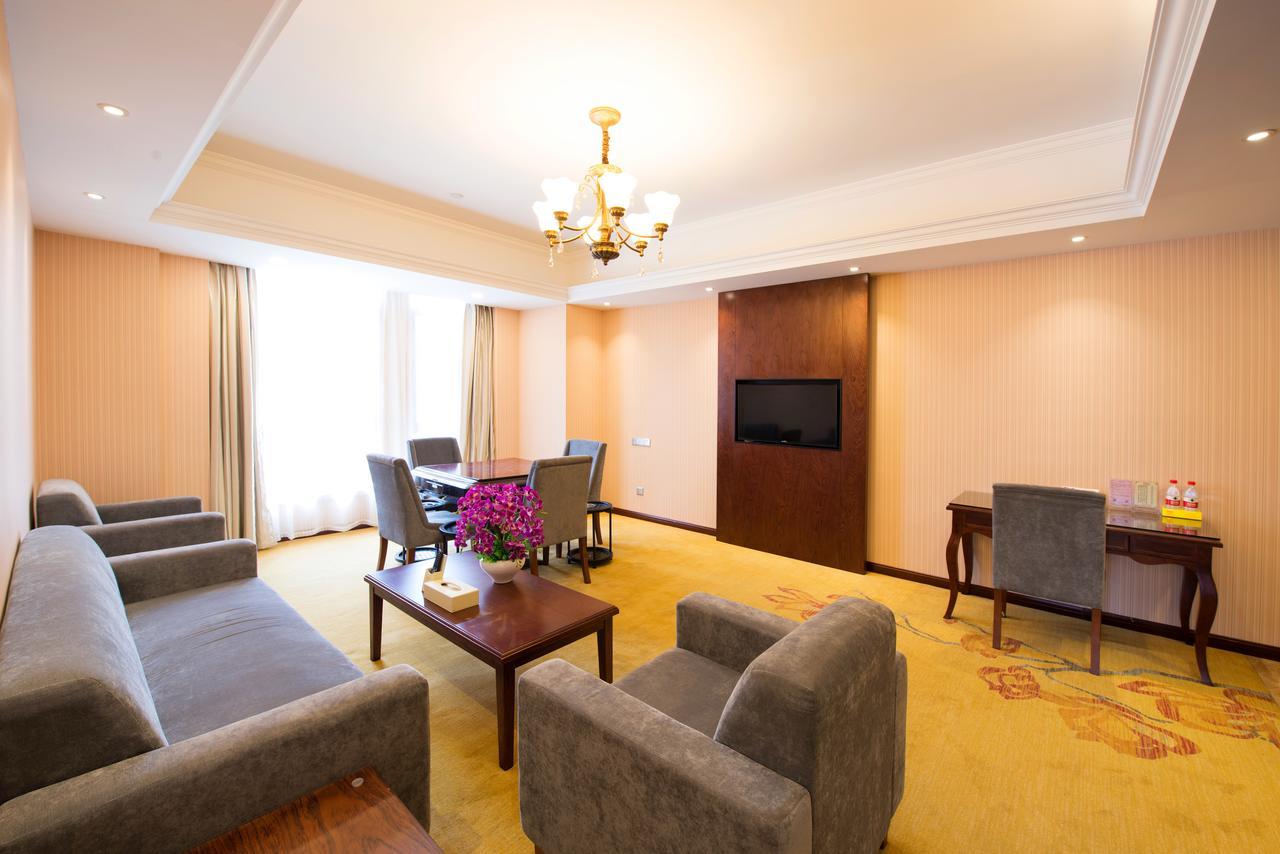 Vienna Hotel Jinshan New City Wanda Plaza מראה חיצוני תמונה